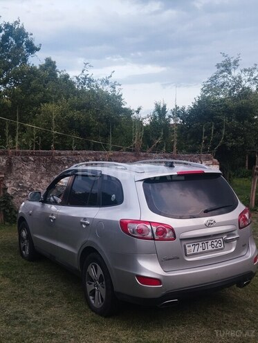 Hyundai Santa Fe-4