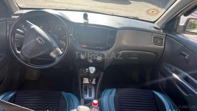 Kia Rio-6