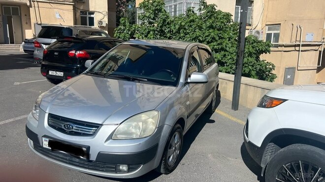 Kia Rio-4