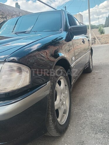 Mercedes C 200-3