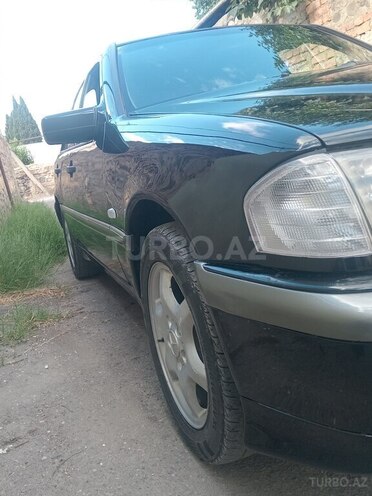 Mercedes C 200-4