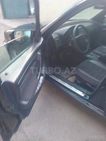 Mercedes C 200-11