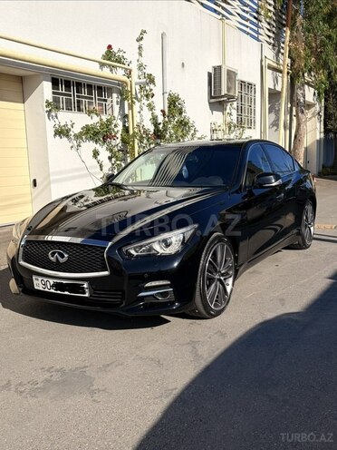 Infiniti Q50-3