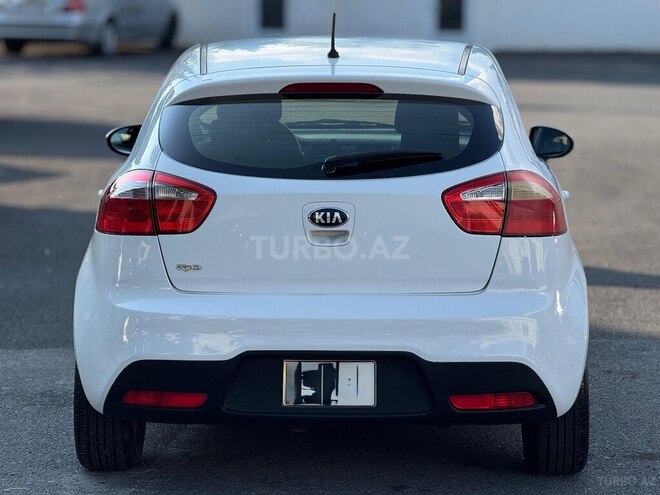 Kia Rio-2