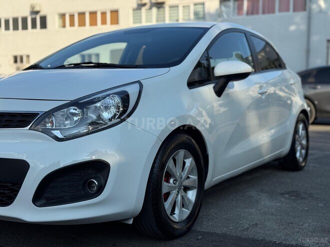 Kia Rio-6