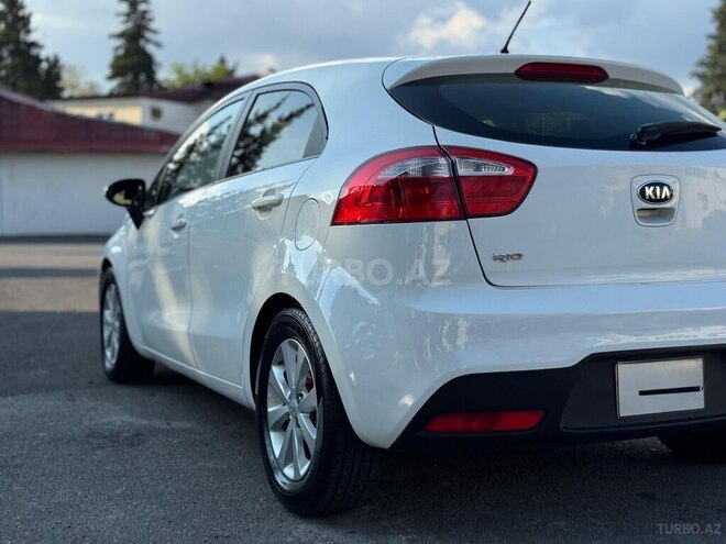 Kia Rio-8
