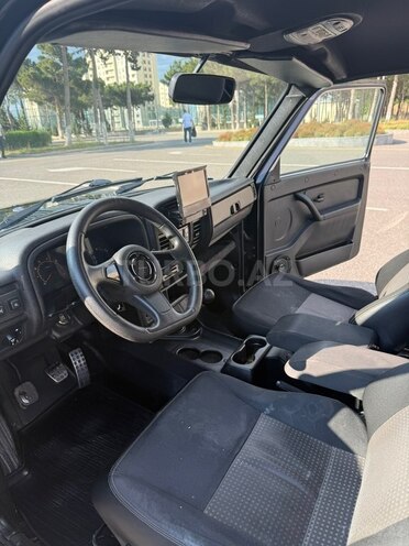 LADA (VAZ) Niva-11