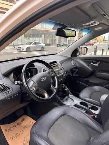 Hyundai ix35-3
