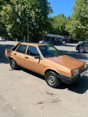 LADA (VAZ) 21099-5