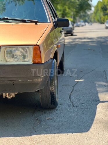 LADA (VAZ) 21099-4