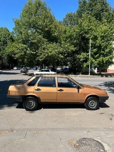 LADA (VAZ) 21099-7