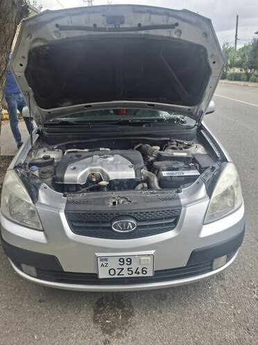 Kia Rio-2