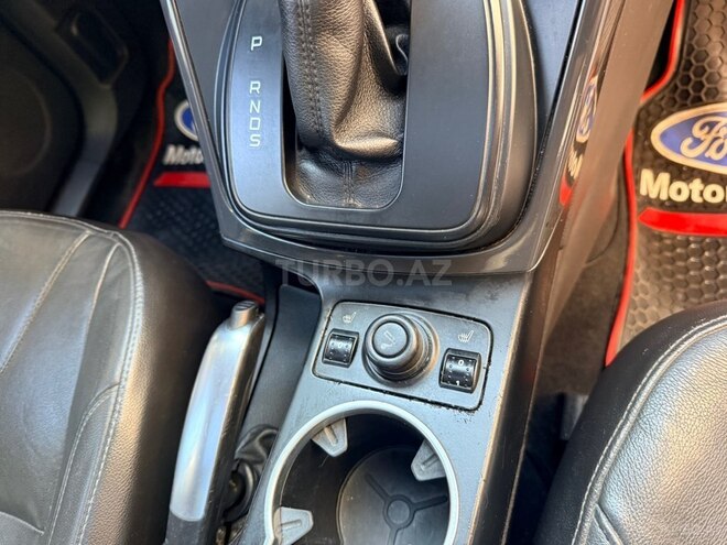 Ford Kuga-11