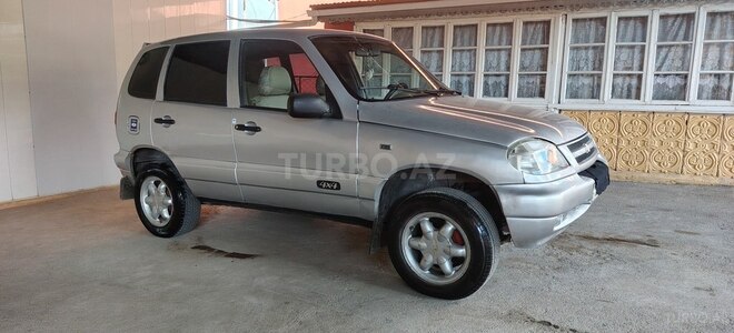 Chevrolet Niva-2