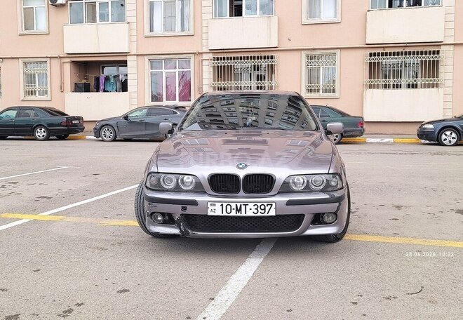 BMW 528-1
