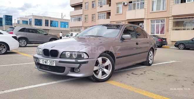 BMW 528-4