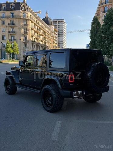 Jeep Wrangler-2