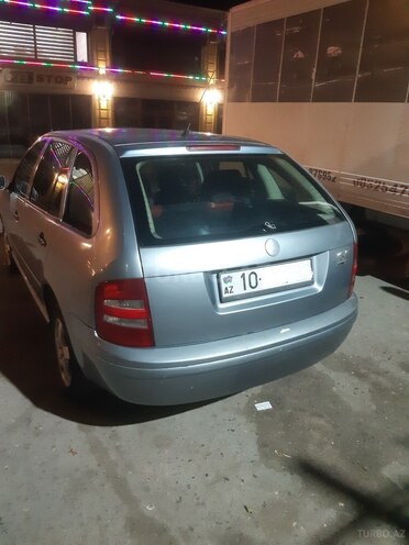 Skoda Fabia-6
