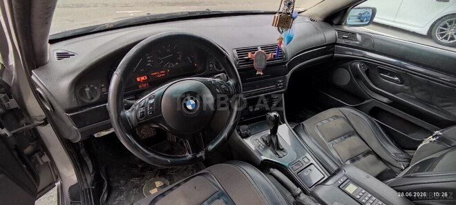BMW 528-10