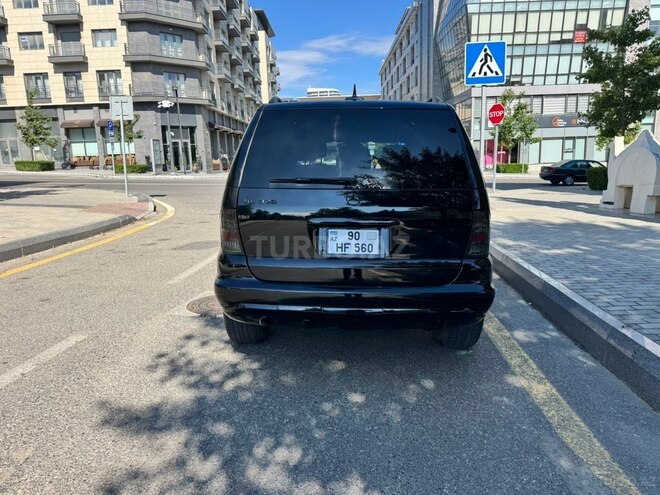 Mercedes ML 320-5