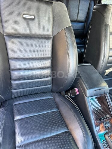 Mercedes ML 320-11