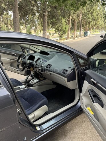Honda Civic-12