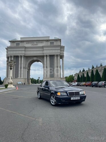 Mercedes C 240-1