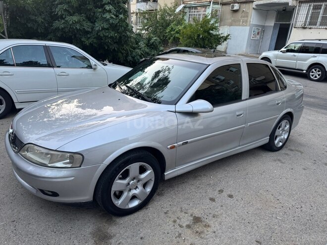 Opel Vectra-9