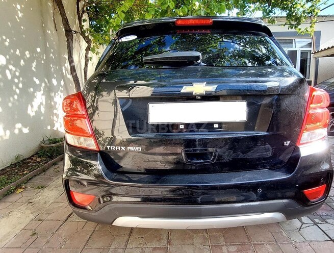 Chevrolet Trax-12