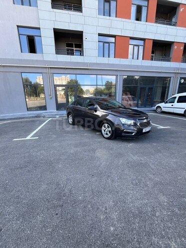 Chevrolet Cruze-2