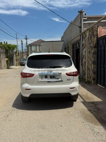 Infiniti JX35-4