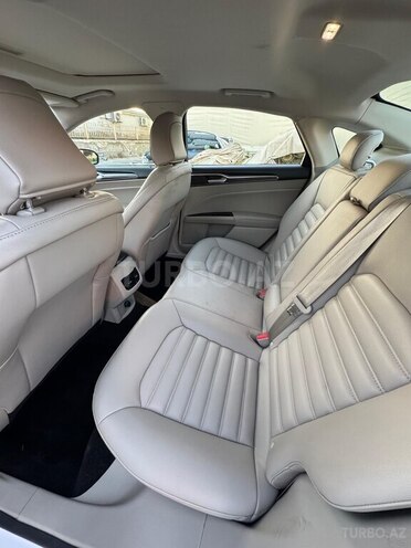 Ford Fusion (North America)-6
