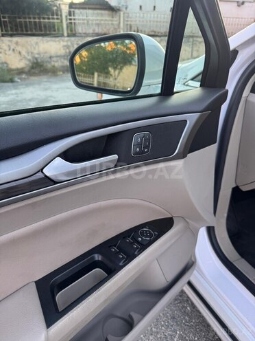 Ford Fusion (North America)-7