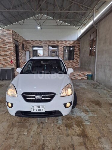 Kia Carens-7