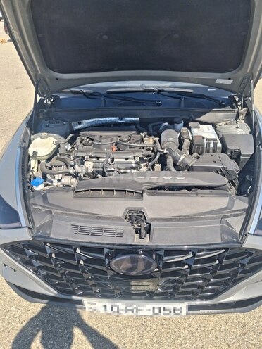 Hyundai Sonata-2