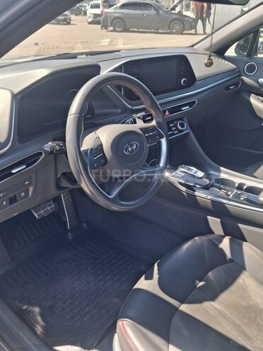 Hyundai Sonata-5