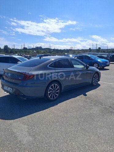 Hyundai Sonata-9