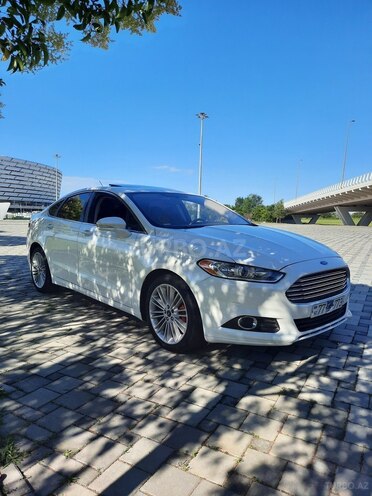 Ford Fusion (North America)-2