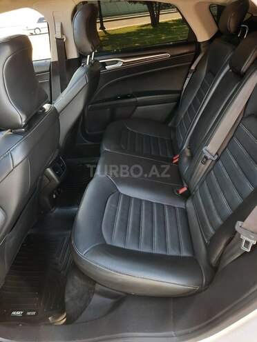 Ford Fusion (North America)-12