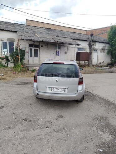 Renault Megane-2