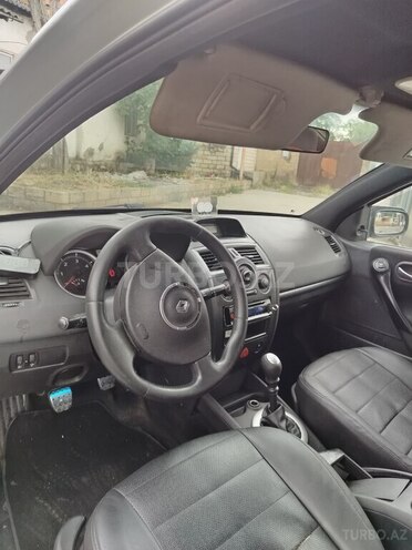 Renault Megane-10