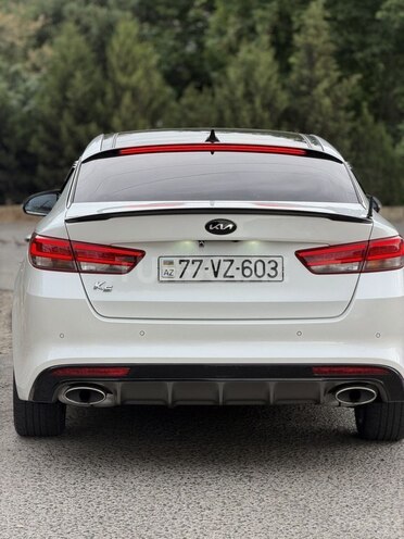 Kia K5-6