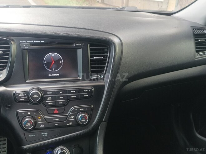 Kia Optima-12
