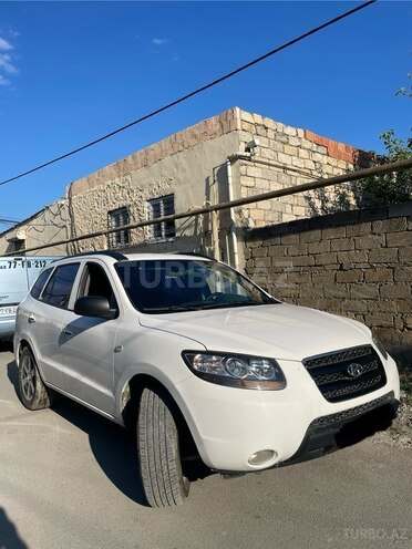 Hyundai Santa Fe-1