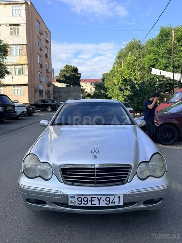 Mercedes C 240-1