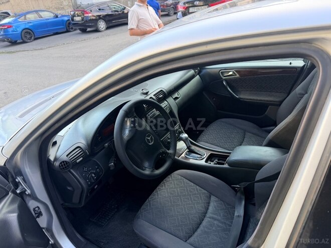 Mercedes C 240-8