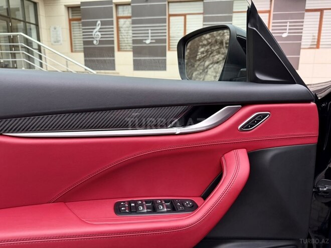 Maserati Levante-16