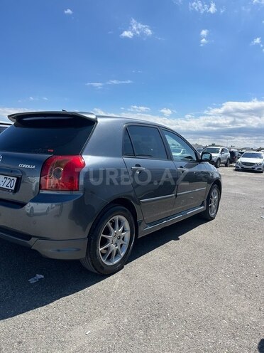 Toyota Corolla-6