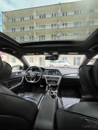 Hyundai Sonata-9