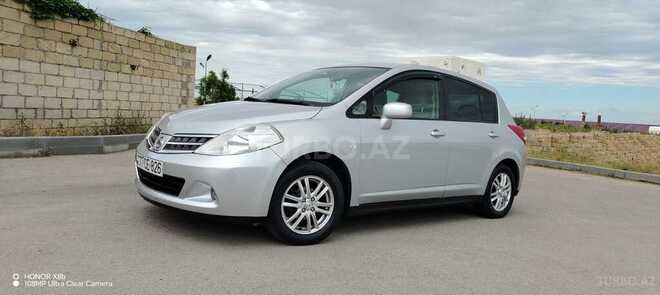 Nissan Tiida-19